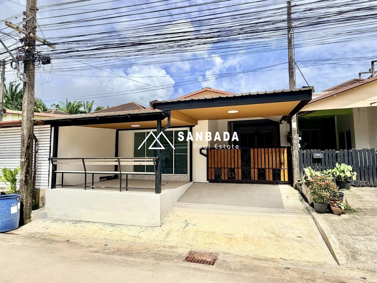 🏡 翻新房屋，拎包入住 – 查龙/纳科克地区 🌿