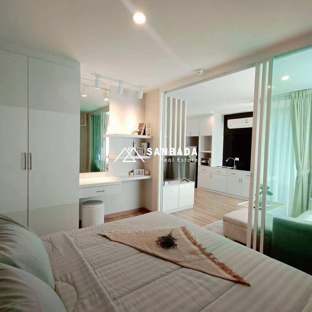 จ๊อบ คอนโดมีเนียม (Job Condominium)