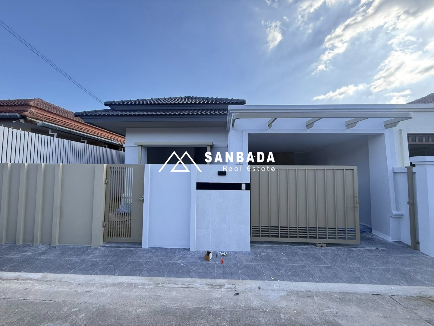 🏡✨ 单层半独立式住宅 – 普吉岛 Suan Luang 别墅（Wichit）