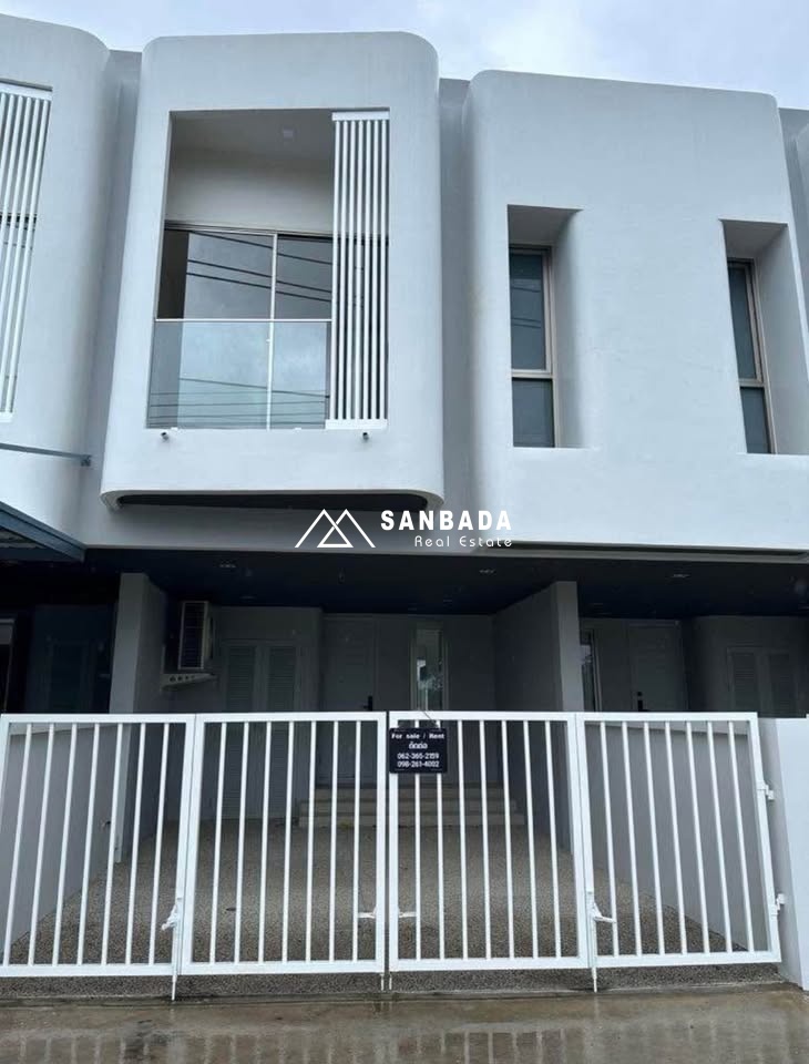 联排别墅出租 – 帕莱，查龙。