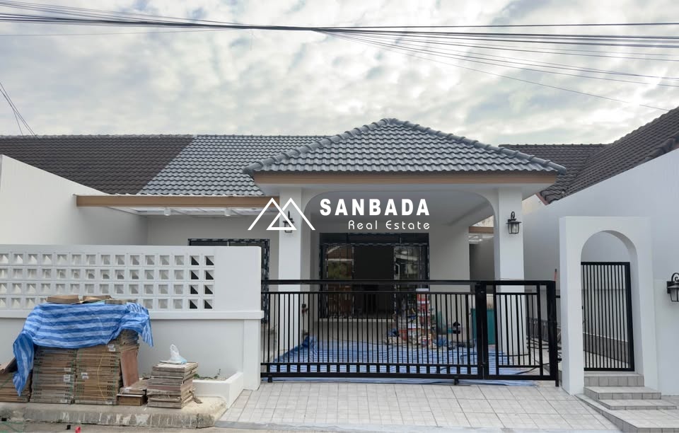 Недавно отремонтированный двухквартирный дом – деревня Срисучат 3, Ратсада.