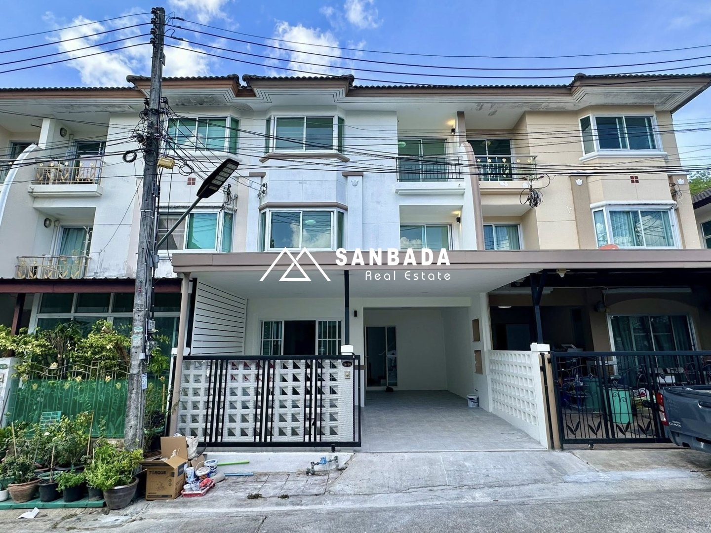 三层联排别墅 – 苏帕莱城市度假村 | 拉萨达