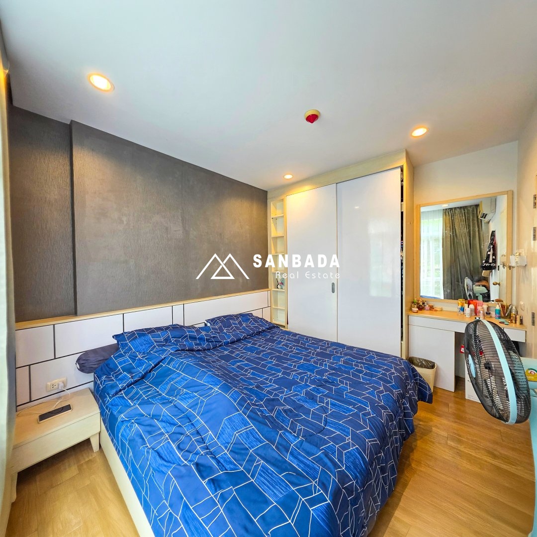 เดอะเบลล์ คอนโดมิเนียม – ฉลอง