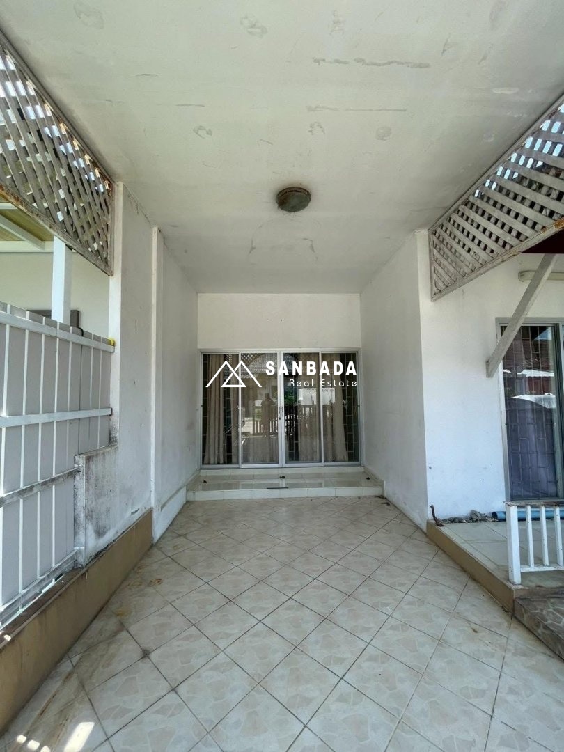 ทาวน์เฮ้าส์ หมู่บ้านเติมฝัน – ศรีสุนทร