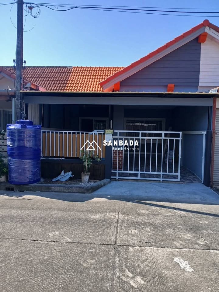 ทาวน์เฮ้าส์ชั้นเดียว หลังซูเปอร์ชีปใหญ่ – รัษฎา