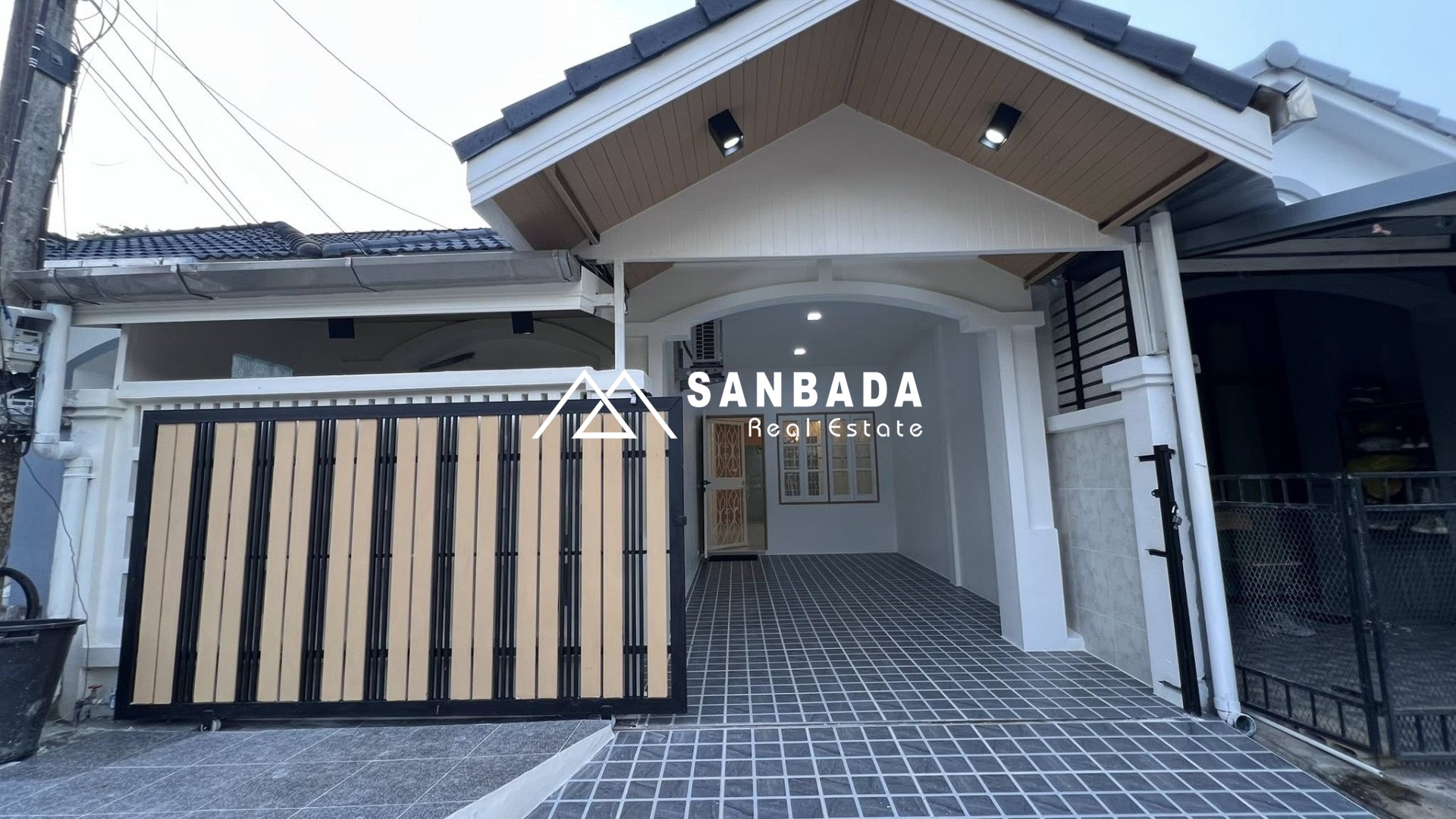 ทาวน์เฮ้าส์ ภูเก็ตวิลล่า แคลิฟอร์เนีย วิชิต | รีโนเวทใหม่ ผ่อนสบาย